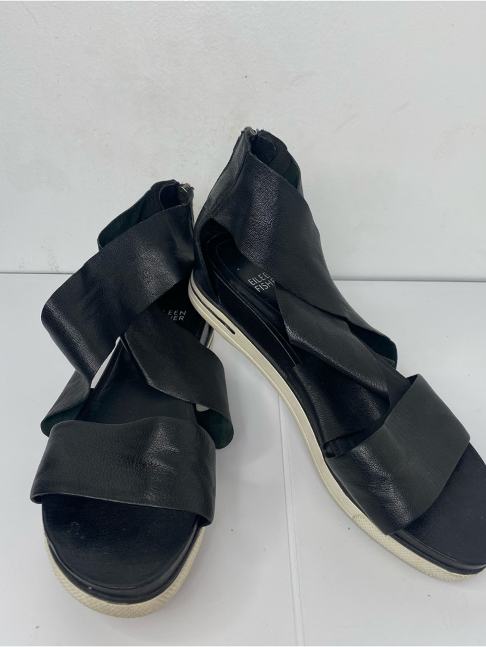 Eileen Fisher Black Leather  Strap Sandals